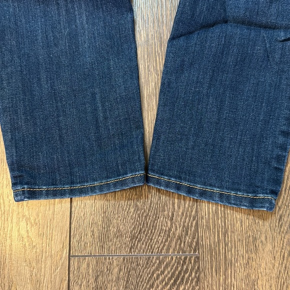 Ladies Old Navy “rockstar” skinny jeans - Picture 8 of 8